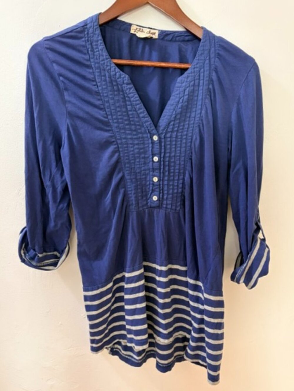 Lilli's Closet Navy Blue Pintuck Tunic Blouse with Stripe Hem – Size S